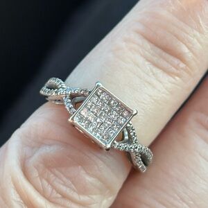10k WG Princess Cluster Ring NFS